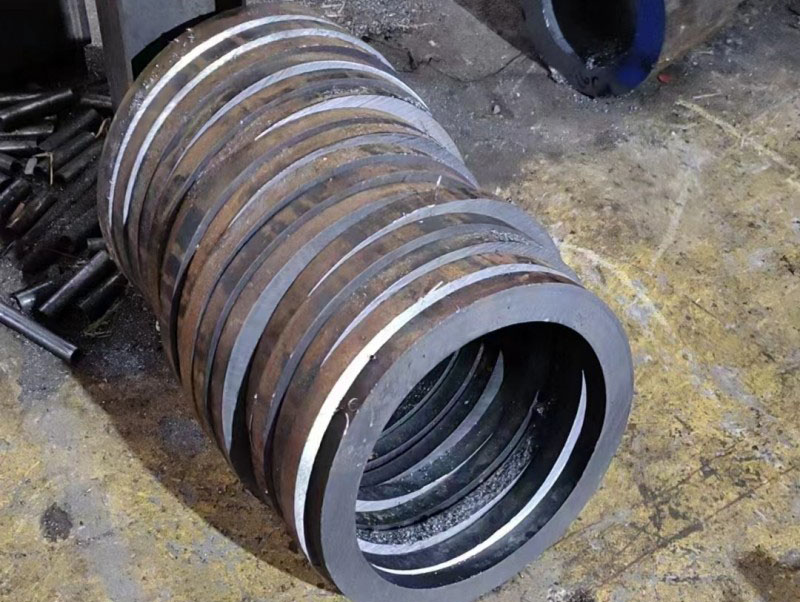哈巴河30CrMo无缝钢管切割